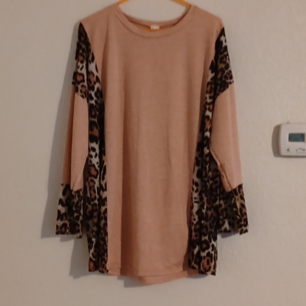 Pink and Leopard  Print top.